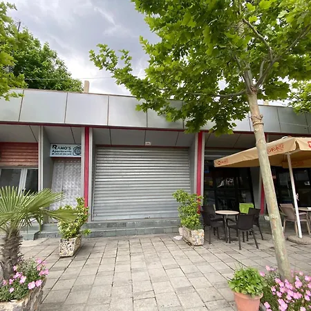 Ramo's Charming With Sunlit Veranda - 1st Vlorë