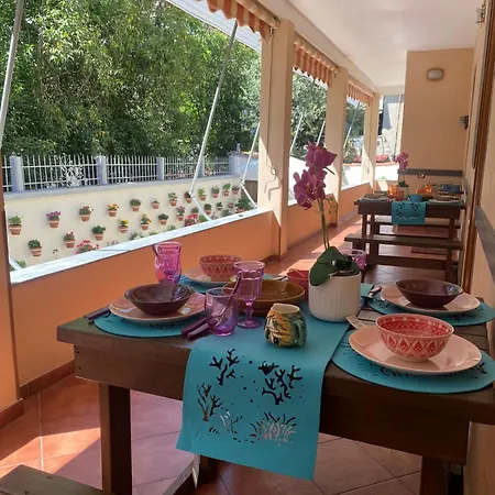 Appartement Ramo's Charming With Sunlit Veranda - 1st Vlorë