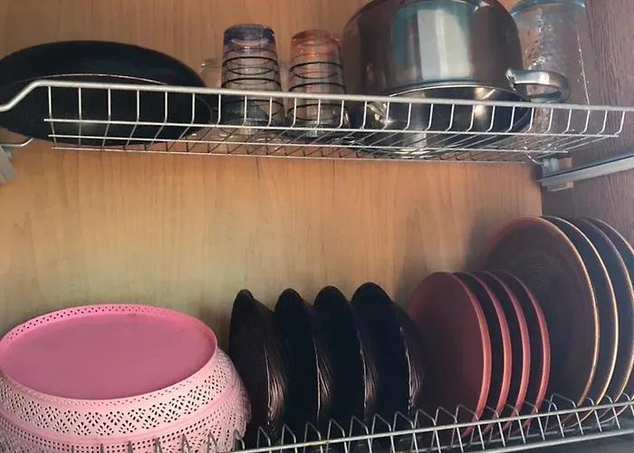 Ramo's Charming With Sunlit Veranda - 1st Appartement