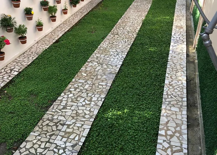 Ramo's Charming With Sunlit Veranda - 1st * Vlorë